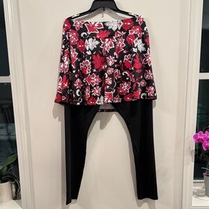 Chic Black and Red Floral Women's Skirt/Legging Bottoms